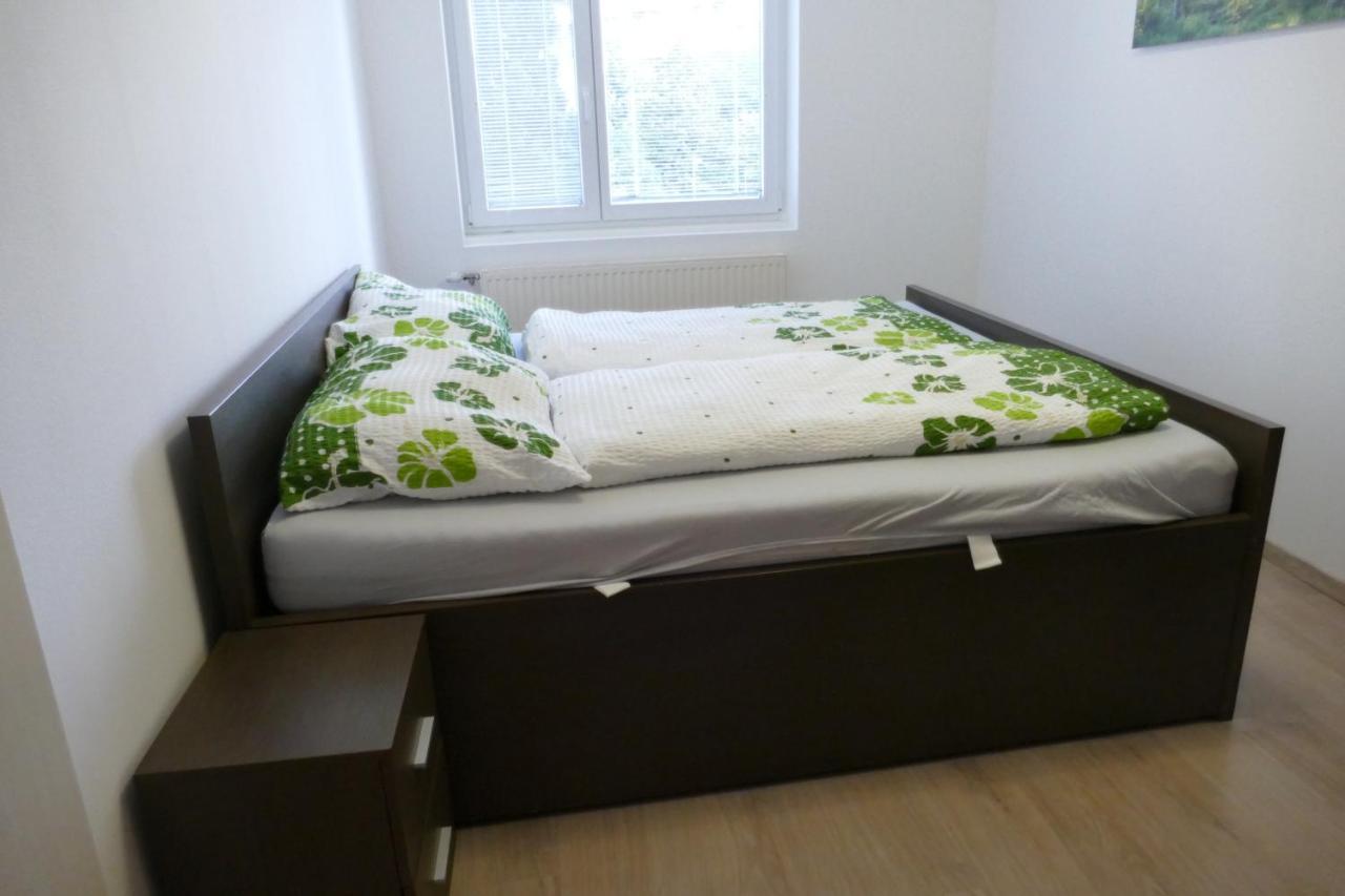 Modern And Light 2-Room Apartment Виена Екстериор снимка